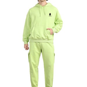 Últimos diseños de chándales de lana para hombre hechos en Pakistán, estilo urbano, venta al por mayor, chándales de lana con diseño personalizado - Product Image 1