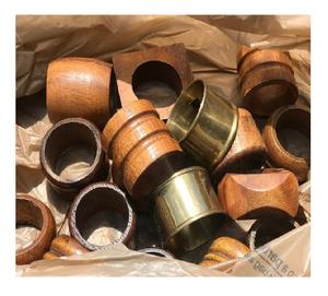 Servilletero decorativo de madera de mango hecho a mano con el mejor diseño para restaurante temático de comedor rústico o uso doméstico de alta calidad - Product Image 1