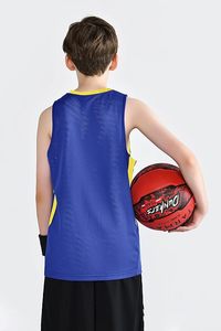 Uniformes athlétiques personnalisés pour enfants Maillot de basket-ball réversible et short respirant 1 ensemble pour la pratique des sports d'équipe - Product Image 3