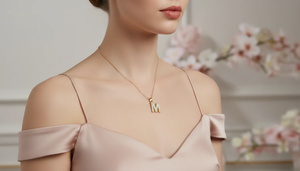 Elegante Colgante con Letra M en Oro Rosa de 14K con Diamantes Reales, Joyería Fina Personalizada de Lujo para Mujer - Product Image 5