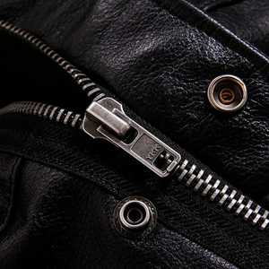 แจ็คเก็ตหนังมอเตอร์ไซค์ลายพรางหนังแกะเคลือบปี 2024 คุณภาพสูงสำหรับฤดูหนาวสำหรับผู้ชาย สไตล์ไฮสตรีท กันน้ำ กันลม - Product Image 4