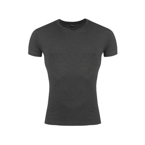 เสื้อยืดเจอร์ซีย์ทรงครอปไหล่ตกขนาดใหญ่พิเศษ สไตล์สปอร์ต พิมพ์ลายแบบซับลิเมชั่น เป็นมิตรต่อสิ่งแวดล้อม ระบายอากาศได้ดี สำหรับผู้ชายและผู้หญิง ขายส่งจำนวนมาก รับผลิตแบบ OEM - Product Image 3