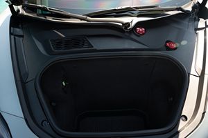 Corvette Stingray Coupé 2023 con Motor LT2 V8, Paquete de Rendimiento Z51, Mayormente sin Modificaciones, Propiedad de Florida - Product Image 6