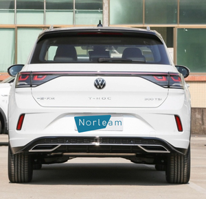 2026 pour T-ROC 300TSI DSG 2WD Starlight Turbo FWD Boîte automatique 7 vitesses Sièges en cuir ACC SUV compact d'occasion 5 portes 5 places - Product Image 4