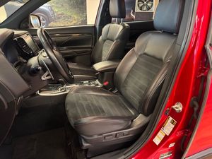 MITSUBISHI OUTLANDER SE S-AWC 2020 d'occasion, conduite à gauche/droite - Product Image 4