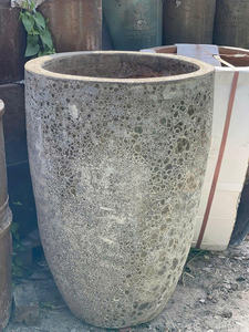 Pot de fleur en céramique d'argile vintage fait à la main jardinière de jardin en terre cuite émaillée avec motif floral pour les pots décoratifs pour la maison Vietnam - Product Image 4