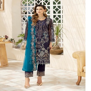 Vestidos de fiesta paquistaníes de 3 piezas de la colección de gasa Ramsha Vol para mujeres para festivales y bodas ropa india y paquistaní - Product Image 3