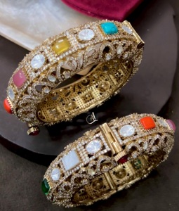 Elegante Moissanite chapado en oro CZ Doublet Brazaletes que se pueden abrir Diseño para mujeres niñas para la colección de bodas y recepciones - Product Image 2