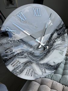 Reloj de Pared de Resina con Diseño Religioso Artístico Único, Hecho a Mano, Ecológico, Personalizable, Decoración del Hogar de la India - Product Image 2