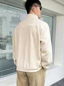 Pull à capuche en polaire pour hommes OEM, col entonnoir chaud, demi-fermeture éclair, détail de patch, sweat-shirt de mode de créateur personnalisé - Product Image 2