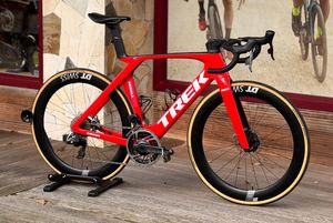 NOUVEAU 2024 Madone SLR 9 AXS Gen 7 Vélo de course sur route léger Haute performance Prêt à être expédié dans le monde entier Avancé - Product Image 4