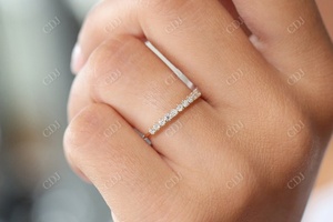 Anillo de boda de diamante 4K oro diamante anillo de boda mujeres boda anillo apilable 14K anillos de oro amarillo fabricante al por mayor - Product Image 5