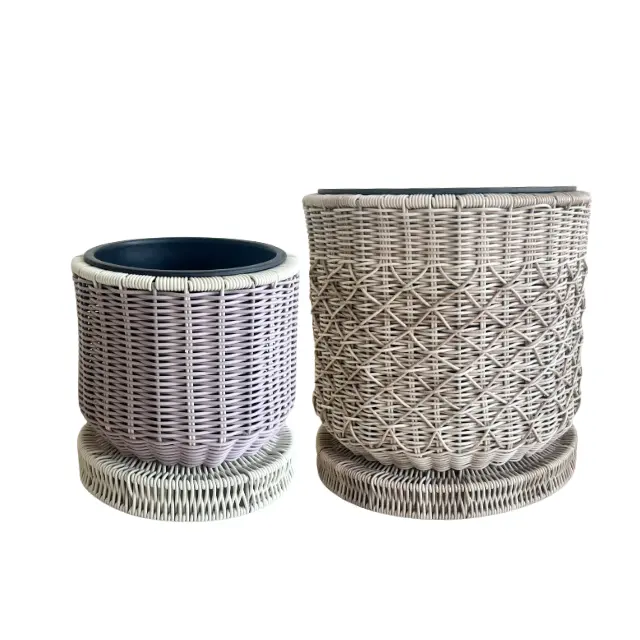 High Quality Set of 2 Durable Plastic Plant Pots, Ideal for Small Spaces. Product by Binh An Thinh Handicraft Company