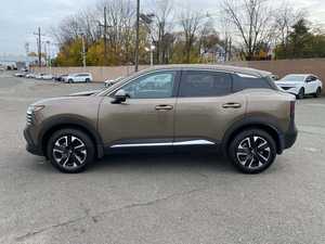 K-i-c-k-s S V AWD 2025, Caja de Cambios Automática, Título Limpio, Sin Accidentes, Bajo Kilometraje, Listo para Envío - Product Image 4