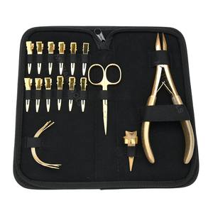 Ensemble d'outils pour extensions de cheveux personnalisées comprenant une pince à sertir robuste à pointe plate, une pince à séparer les cheveux rapidement, des aiguilles courbées, des pinces à bec de canard - Product Image 1