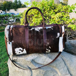 กระเป๋าเดินทางทรงดัฟเฟิลสำหรับผู้ชายหนังวัวหรูหราทำด้วยมือของผู้หญิงกระเป๋าหนังวัวหนังวัวขนาดใหญ่ - Product Image 4