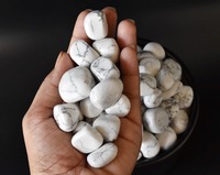 Vente en gros d'agate howlite polie naturelle de haute qualité, 15-30 mm, pour la décoration de la maison, le feng shui, Inde, personnalisable