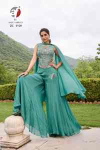 Top corto de chifón de Chinon puro de diseñador de alta demanda con falda drapeada y Dupatta con trabajo manual pesado puro a la venta - Product Image 3