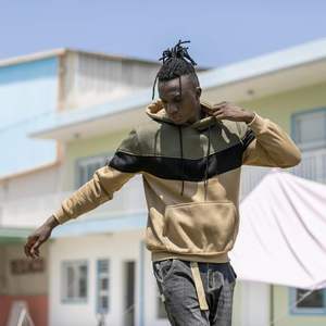 T-shirt en polaire à manches longues doublé 100% polyester 340 g/m² - Conçu pour durer Qualité supérieure Séchage rapide Vêtements personnalisables - Product Image 5