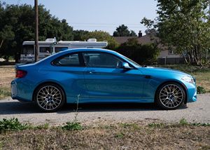 BMW M2 Competition 2021, 405 ch, turbo 6 cylindres, conduite à gauche, sièges en cuir, 4 places, pack exécutif, toit ouvrant panoramique, xénon - Product Image 4