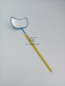 Pinzas de pestañas de acero inoxidable sólido con logotipo personalizado de alta calidad con mango de espejo con forma de corte de luna de dos tonos - Product Image 5