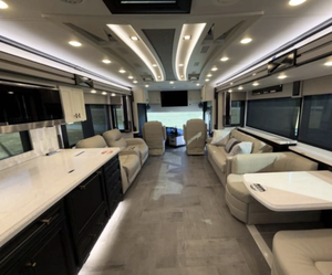¡Lo mejor! Autobuses de Lujo Usados al por Mayor 2024 2025, Tiffin Allegro 45 OPP Diésel Manual Euro 5, Autocaravanas RV Económicas para 4-6 Personas - Product Image 5