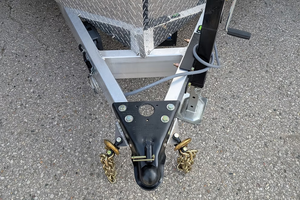 Remolque de Carga Cerrado de Aluminio 7x14 con Eje Tándem, Puerta de Rampa en V, 7000 GVWR, Remolque Utilitario para Transporte de Autos, Precio Económico en Venta - Product Image 4