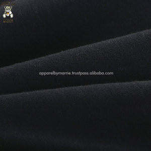 Sweats à capuche modernes pour hommes, au look élégant et en tissu respirant, idéaux pour les tenues décontractées et les looks streetwear. - Product Image 6