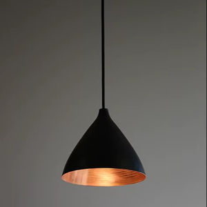 Lámpara Colgante de Metal con Superficie Decorativa para Mayor Atractivo Visual e Iluminación Ambiental - Product Image 1