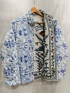 Veste Suzani brodée à la main, motif floral, style folklorique, courte, bohème, faite à la main, vêtement ethnique, veste Suzani - Product Image 2