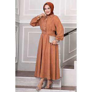 Costume 2 pièces à jupe détaillée avec boutons de pierre Tan - Product Image 1