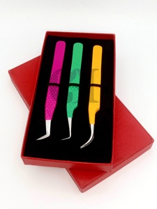 Pince à épiler en acier inoxydable courbée à 90 degrés, avec revêtement en poudre de différentes couleurs, poignée diamantée, anti-magnétique, anti-statique et à dents crantées - Product Image 3