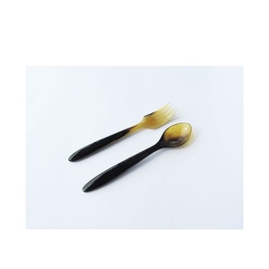 Vente en gros cuillère à salade polie et corne cuillère en corne naturelle fabriquée à la main pour la maison hôtel et restaurants de l'inde - Product Image 2