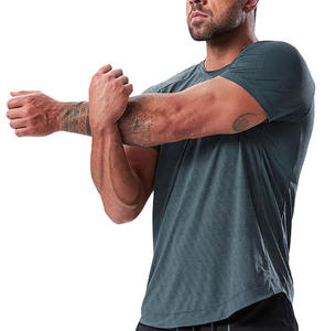 Les T-shirts de gymnastique surdimensionnés personnalisés de haute qualité fabriqués en usine à un prix équitable sont en forte demande, les T-shirts d'entraînement pour les deux sexes - Product Image 4