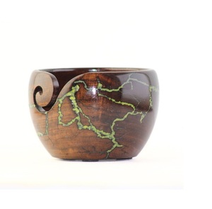 Bol à laine en bois, figurine Lichtenberg en résine, diamètre 7x4, cadeau personnalisé pour les tricoteuses, bol à laine en bois - Product Image 1