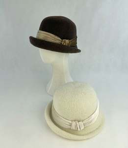 Chapeaux Bob en Laine Tricotés Personnalisés pour Femmes – Modèles Peintre Tendance et Colorés - Product Image 2