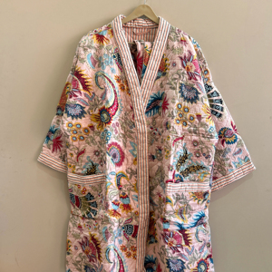 Robe kimono matelassée à imprimé floral en coton, faite à la main, longue veste pour femme - Product Image 1