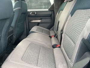 ¡NUEVO! Alerta de llegada de nuestros especiales Ford Bronco 2023, con capacidades todoterreno y viene con incentivos de envío gratis. - Product Image 5