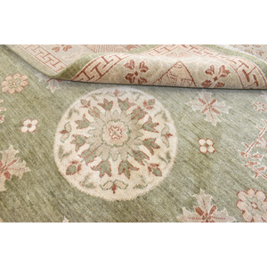 Tapis d'intérieur turc fait main de style moderne, tapis floral vert de qualité supérieure pour salon, vente d'exportateur, commande en gros disponible - Product Image 2