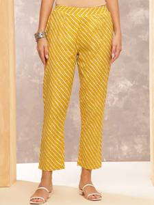 Kurta de algodón puro regular estampado con motivos étnicos para mujer con pantalones y Dupatta - Product Image 4