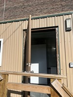 Remorque de bureau mobile avec marches et fenêtres, mini-maison, conteneur préfabriqué