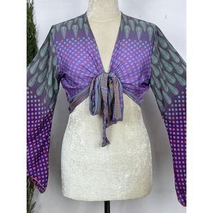 Blusas Boho Hippie de Ocio con Mangas Largas Acampanadas, Lazo Frontal y Estampado Floral Paisley, Estilo Festival Boho Fairy Godmother Wickeltop - Product Image 3