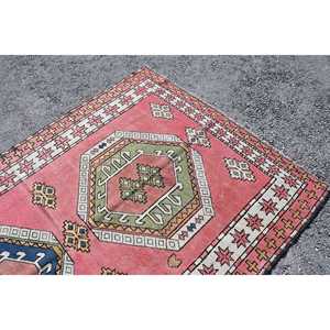 พรมตุรกี ขนาด 5.1x7.9 ฟุต พรมวินเทจ พรมลายจุดสีแดงน้ำเงิน ทำจากขนสัตว์ - Product Image 5