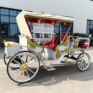 Decoración Navideña para Exteriores, Carruaje de Caballos Eléctrico Clásico de 4 Ruedas para 4-6 Personas - Product Image 6