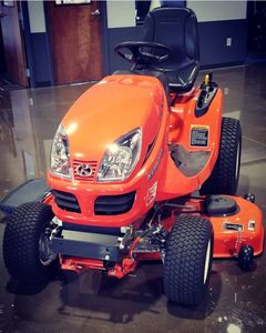 Tractor cortacésped Kubota G261HD 2026 - Product Image 2