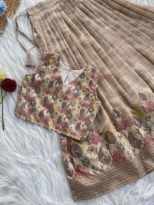 La última colección Tussar Silk con bordado Kantha Lehenga Choli Work Exportador mundial de Surat - Product Image 6