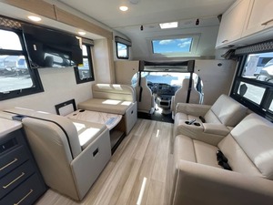 NUEVO Autocaravana T-H-O-R RV QUANTUM KW29 2026 DISPONIBLE PARA LA VENTA - Product Image 5