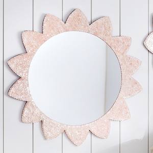 Miroir fait main mignon en forme de fleur de nacre pour décor de chambre de filles bon prix miroirs d'incrustation de coquille - Product Image 3