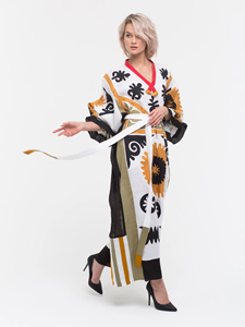 Derniers modèles de caftans de Bohème brodés floraux d'Inde Vente en gros Vêtements de plage amples surdimensionnés Maxi Robe avec ceinture décorative - Product Image 5