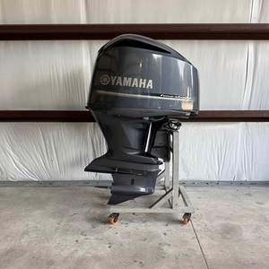 โซลูชั่นทางทะเลขายส่ง เครื่องยนต์เรือยามาฮ่า 150 แรงม้า 4 จังหวะ สร้างขึ้นเพื่อความทนทาน กำลัง และการควบคุม ซื้อคุณภาพระดับพรีเมียม - Product Image 4